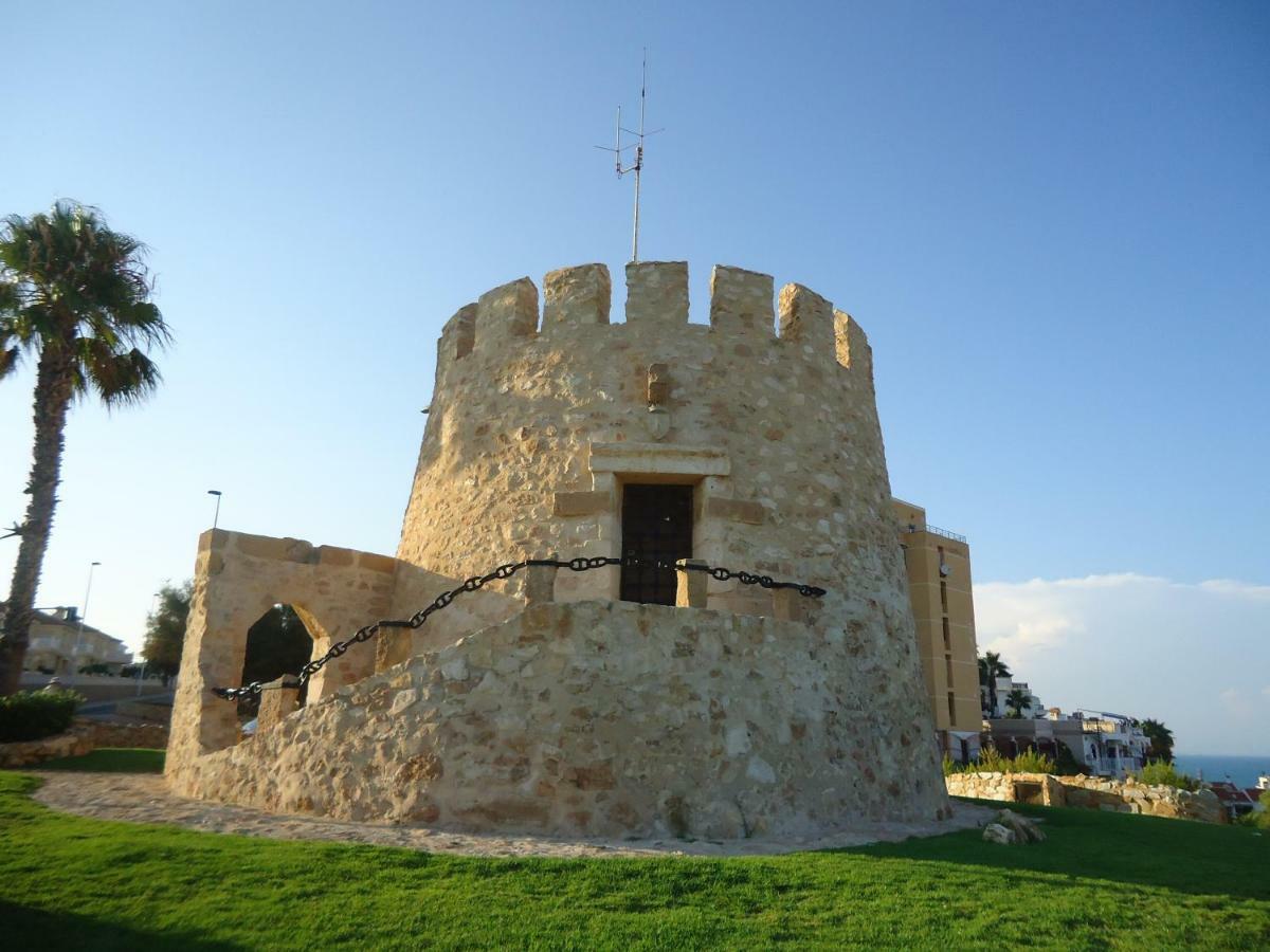 Apartamento Una ventana al mar Torrevieja Exterior foto